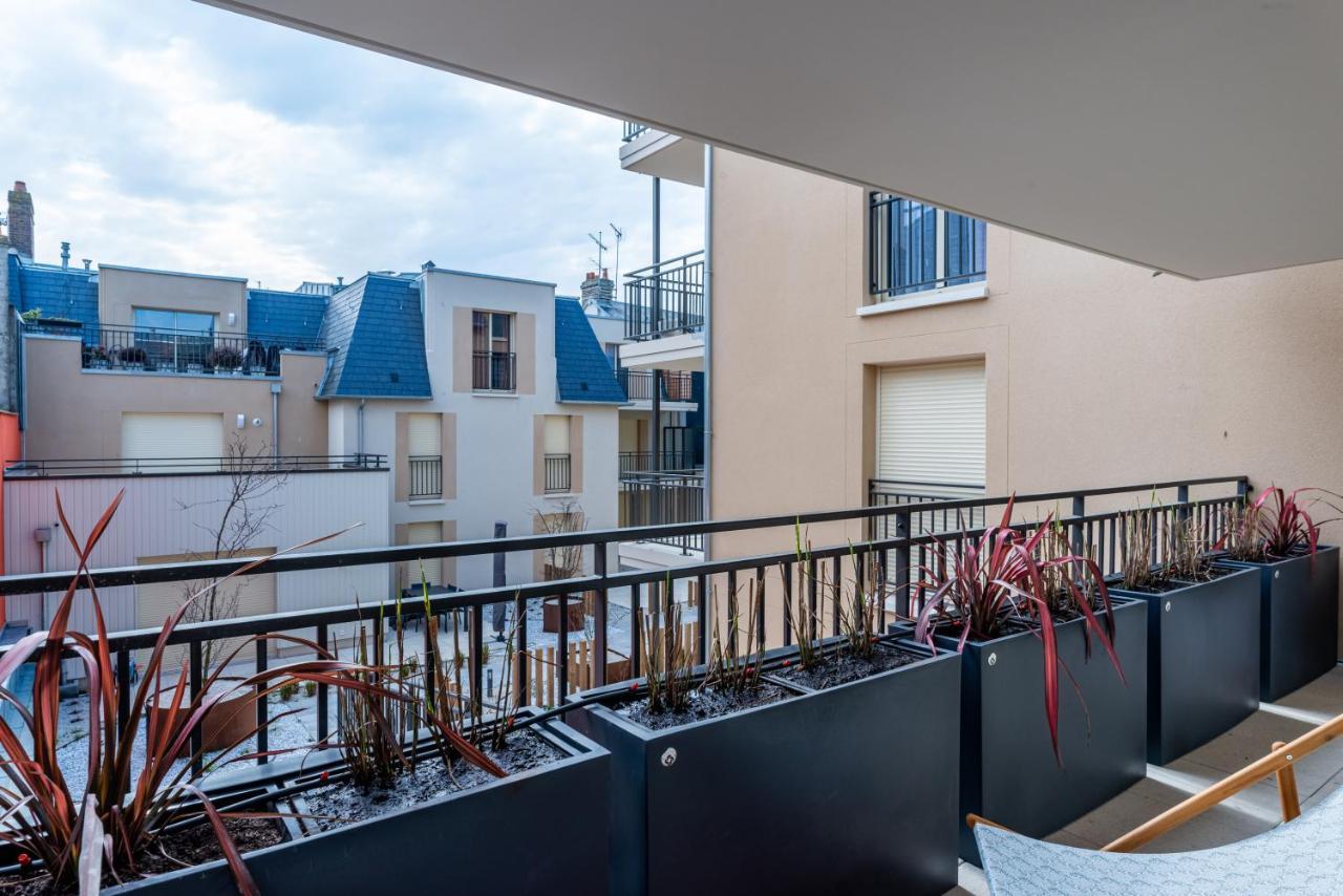 Cours Morny Apartamento Deauville Exterior foto
